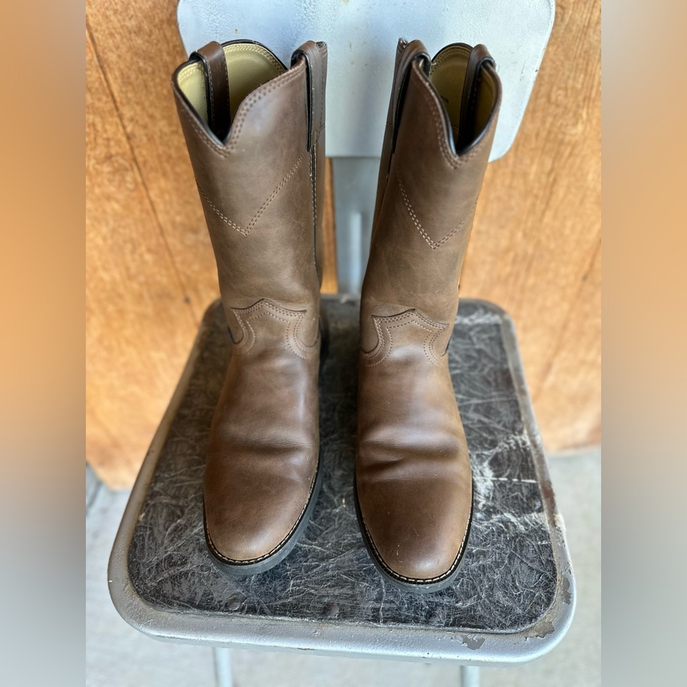 Basics Justin Brame Boots. Size 10b. - image 1